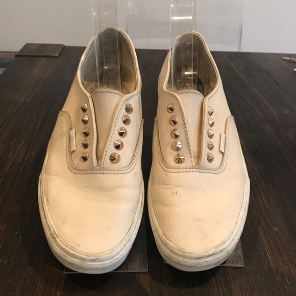 Vans Authentic Gore Studs Cream Skater Shoes Low - Picture 2 of 7
